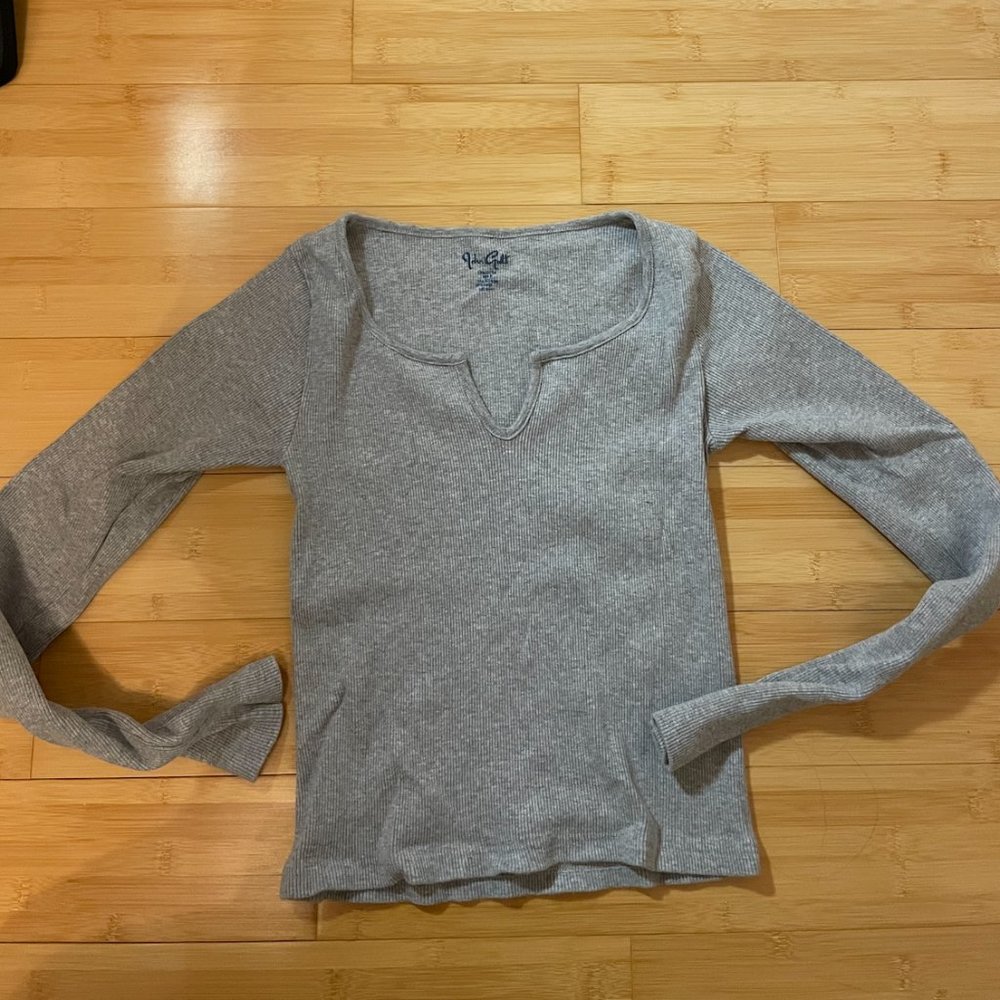 Brandy Melville Grey Long Sleeve